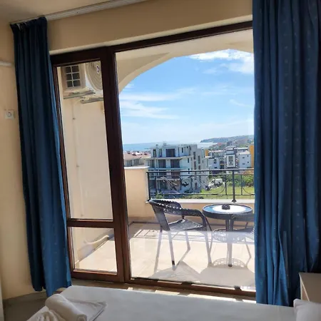 Πανσιόν азалия Σωζόπολη