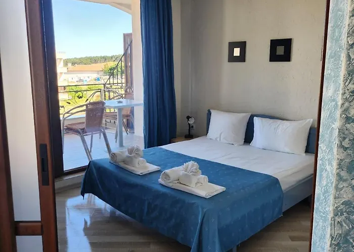 Къща за гости азалия Созопол