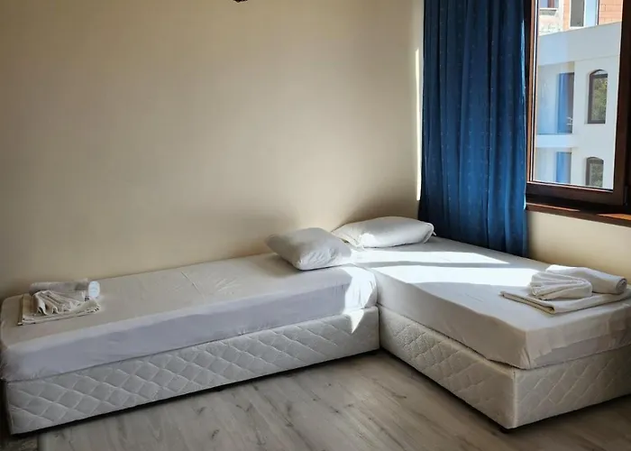 азалия Созопол