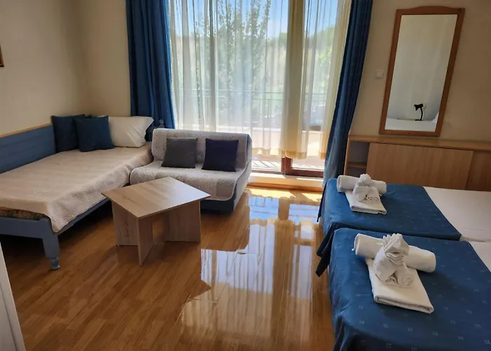 азалия Къща за гости *